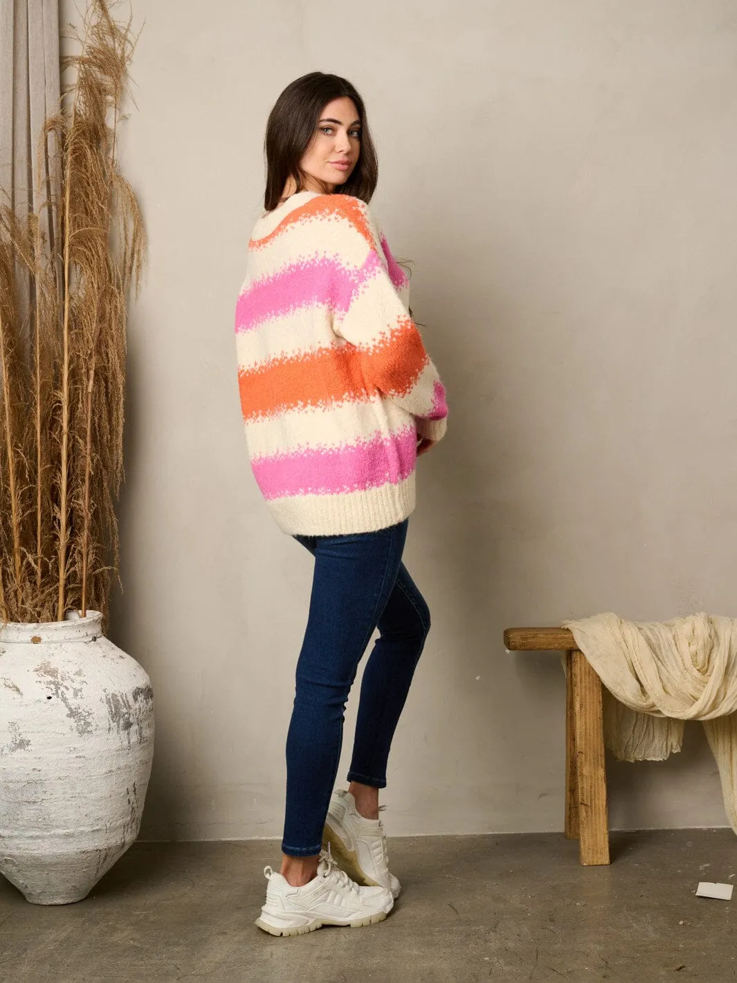 WOMEN'S LONG SLEEVE V-NECK KNIT COLORBLOCK SWEATER